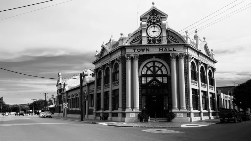 The Clock on the Corner That Kept the Whole Town on Time